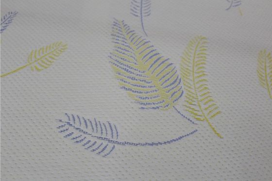 RoHS Anti Tear Polyester Jacquard Mattress Fabric พร้อมลายใบไม้
