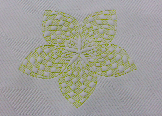 ผ้าบ้าน Jacquard ถักโพลีเอสเตอร์สำหรับผ้าที่นอนถัก