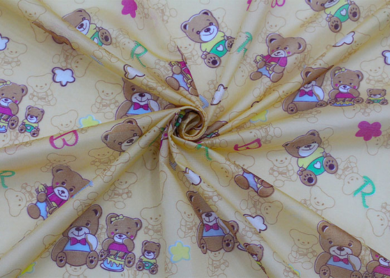 โพลีเอสเตอร์ Warp ถักสีพิมพ์ที่นอน Quilting Fabric 225cm Width