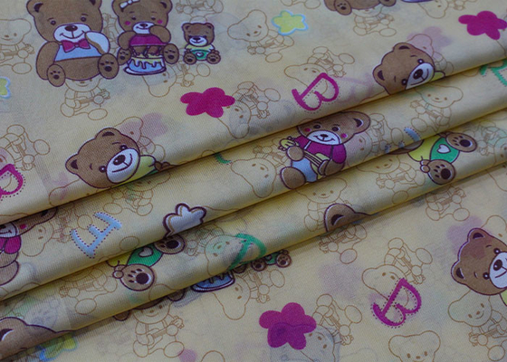 โพลีเอสเตอร์ Warp ถักสีพิมพ์ที่นอน Quilting Fabric 225cm Width